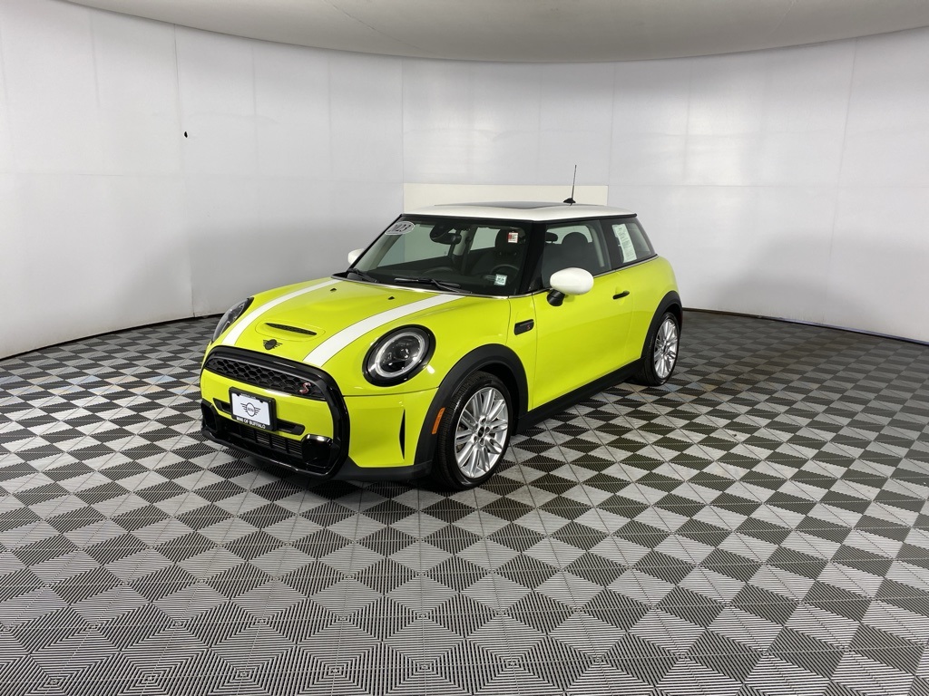 2023 Mini Cooper 2 Door Hardtop S photo 3