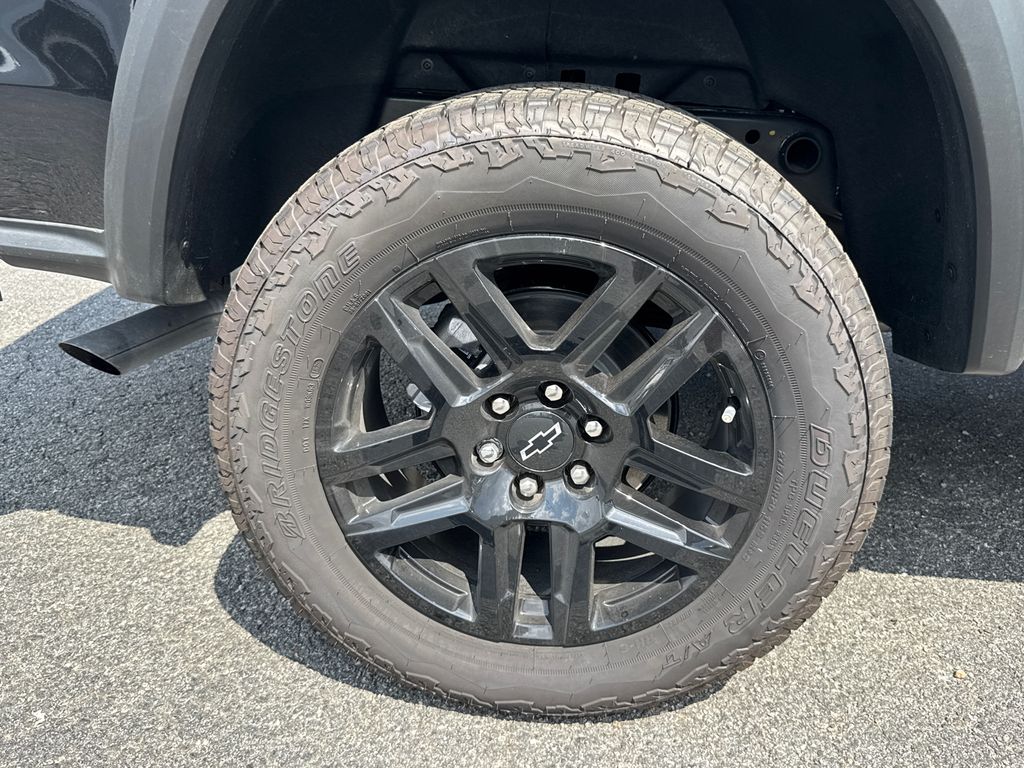2025 Chevrolet Colorado Trail Boss photo 16