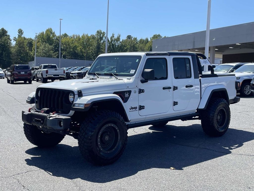 2021 Jeep Gladiator Sport photo 3