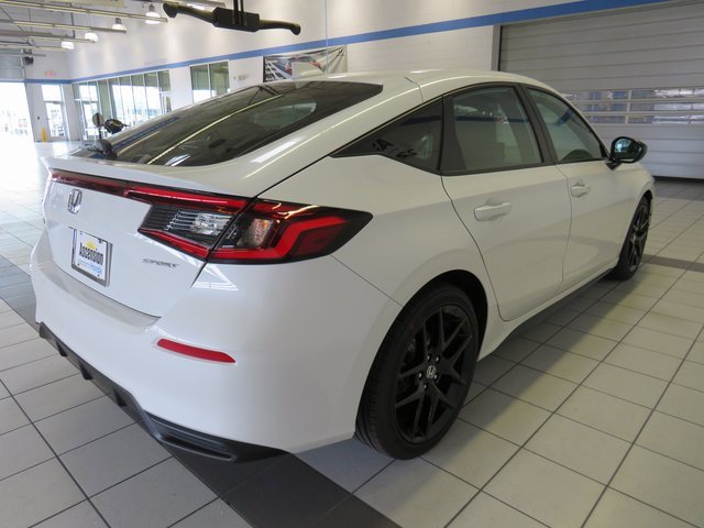 2025 Honda Civic Hatchback Sport photo 2