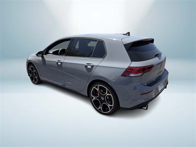 2025 Volkswagen Golf GTI Autobahn photo 3