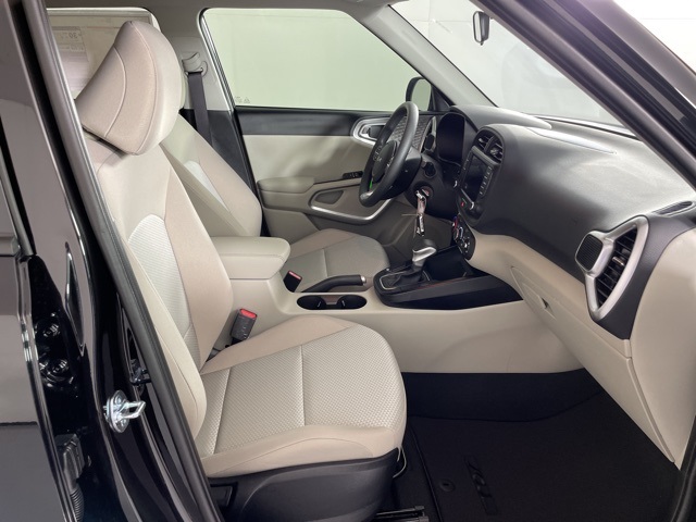 2025 Kia Soul LX S photo 35