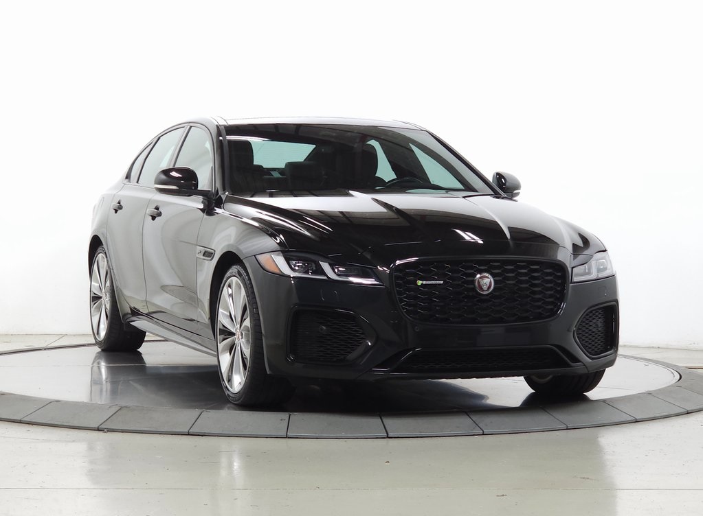 2022 Jaguar XF R-Dynamic SE photo 9