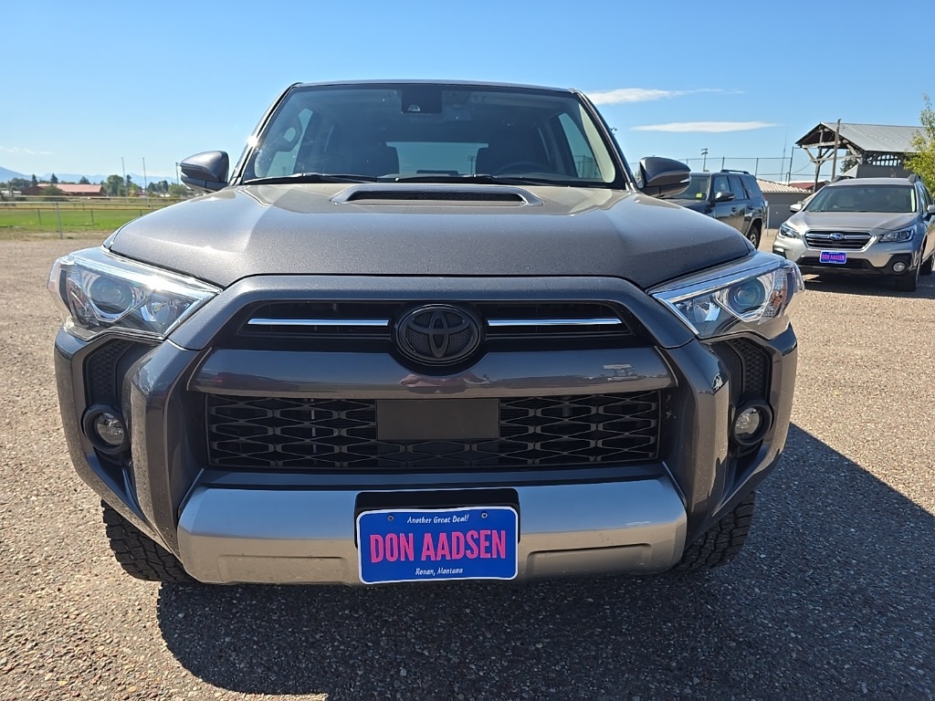 2021 Toyota 4Runner TRD Off-Road Premium photo 2