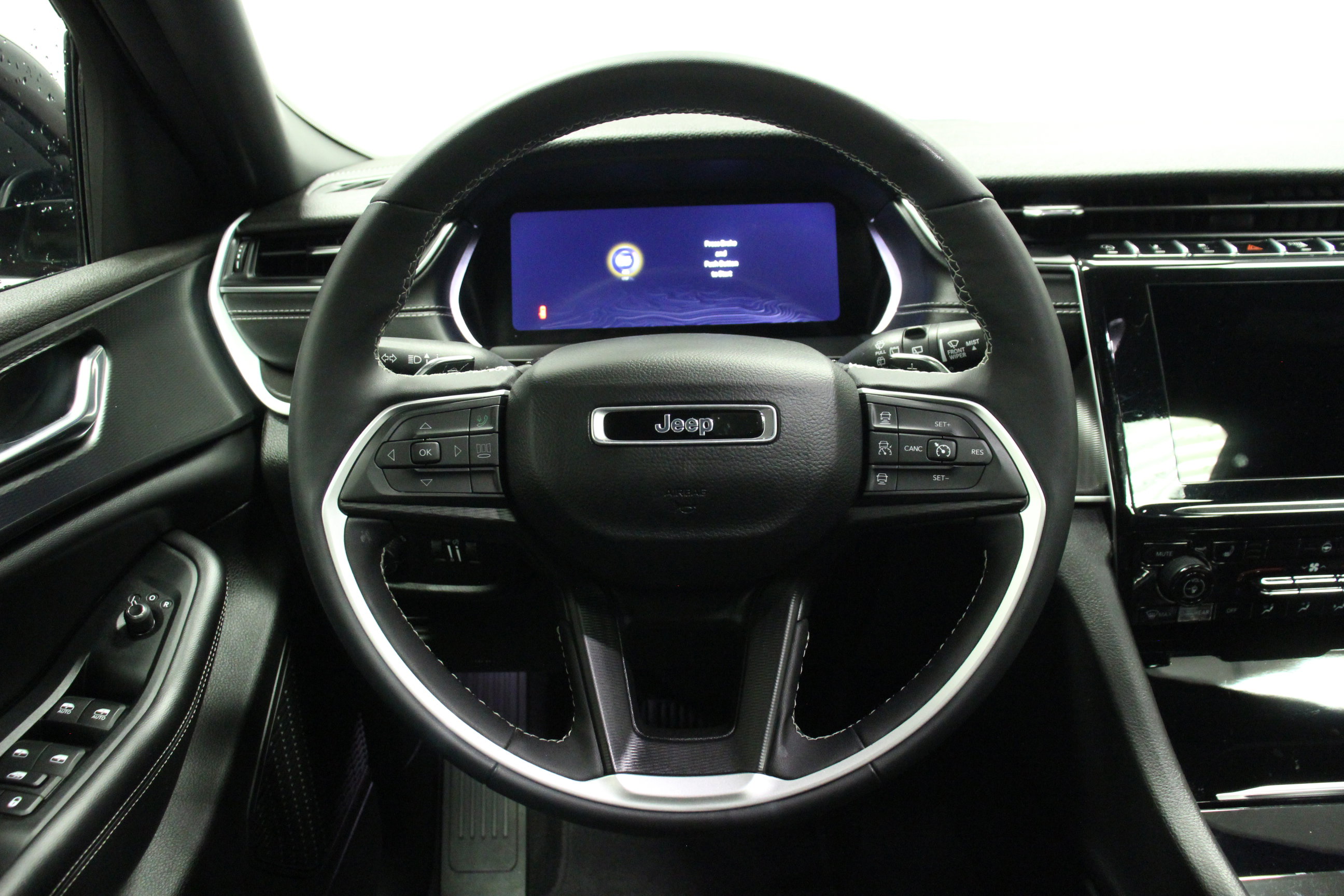 2024 Jeep Grand Cherokee Altitude X photo 18