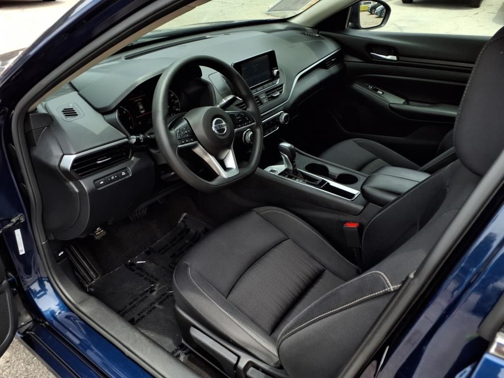 2021 Nissan Altima 2.5 S photo 13