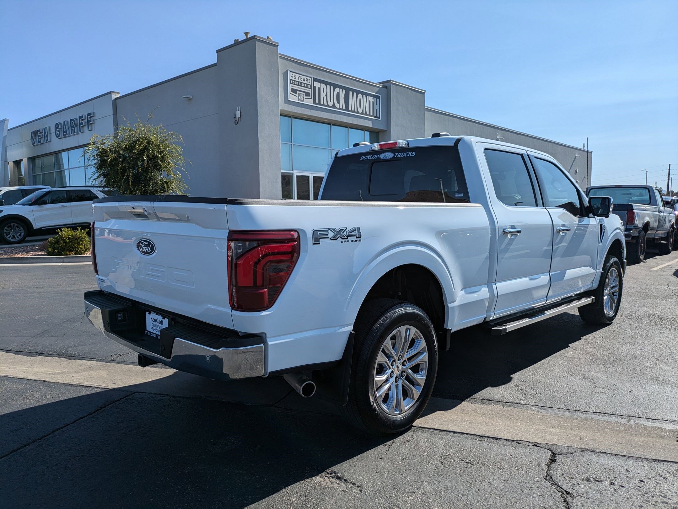 2024 Ford F-150 Lariat photo 2