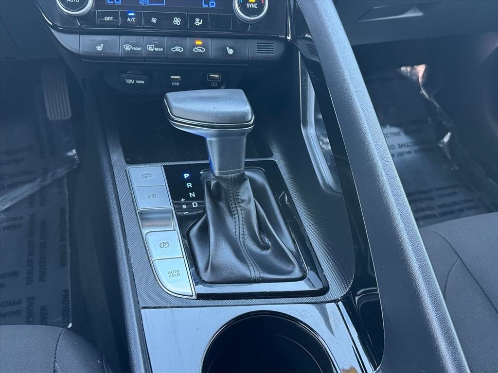 2021 Hyundai Elantra SEL Convenience photo 11