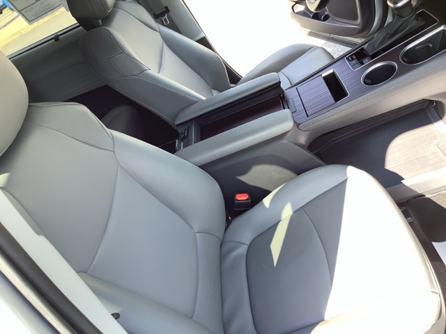 2024 Toyota Sienna XLE photo 20