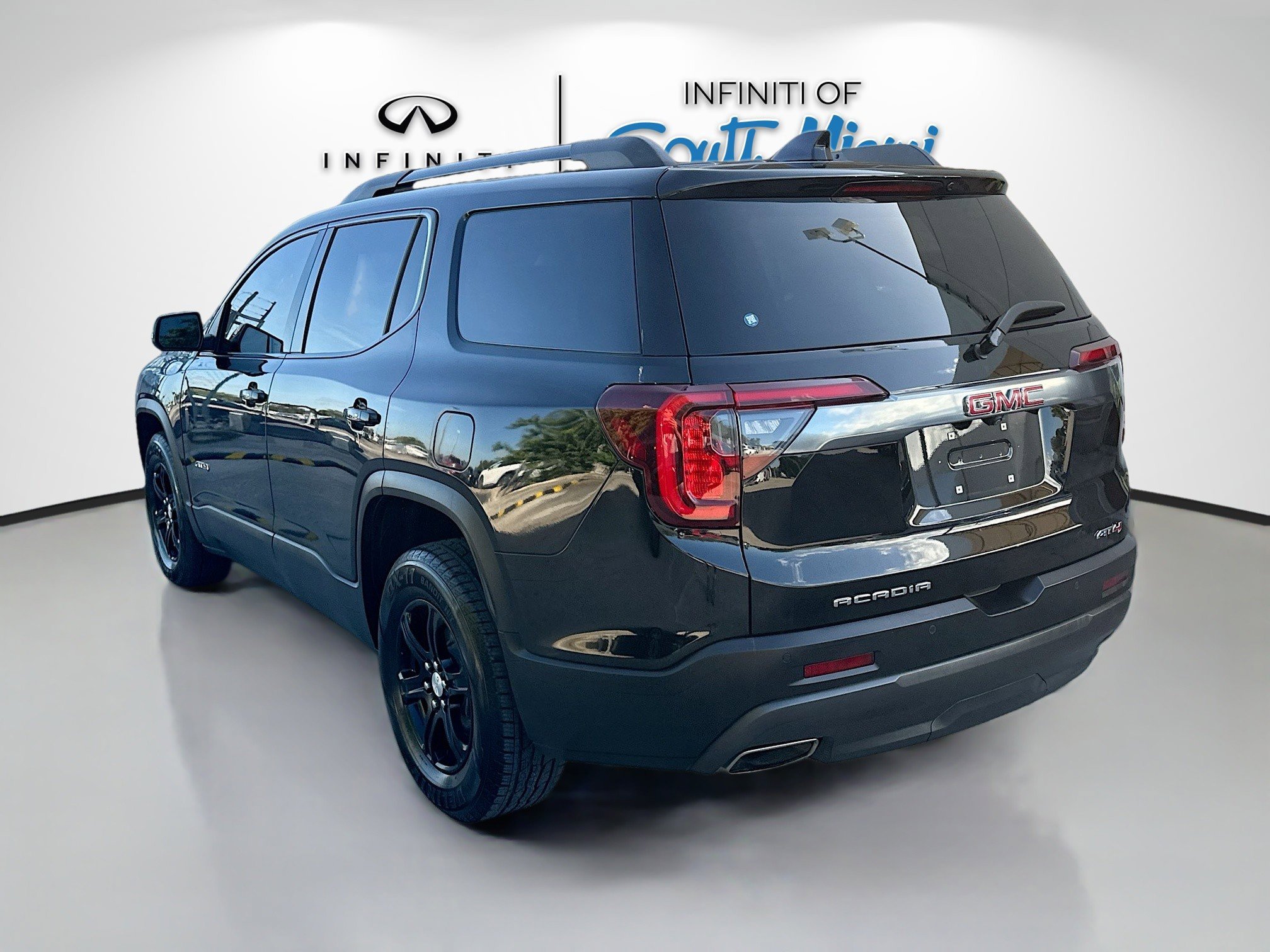 2022 Gmc Acadia AT4 photo 4