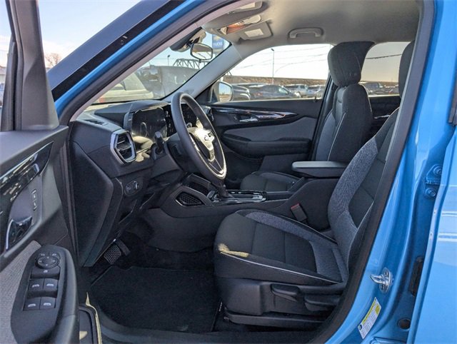 2025 Chevrolet Trailblazer LS photo 10