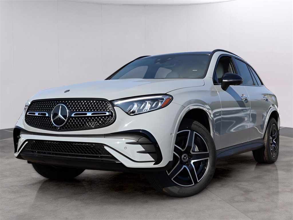 2026 Mercedes-Benz GLC Base's photo