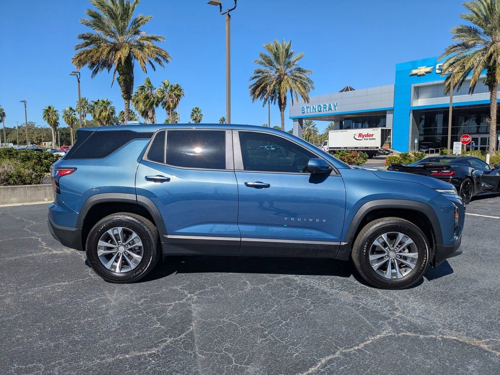 2026 Chevrolet Equinox LT photo 3