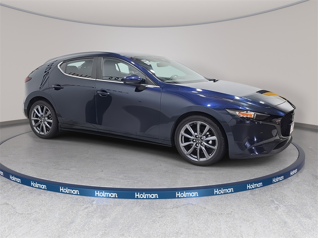 2020 Mazda Mazda3 Preferred Hatchback photo 4