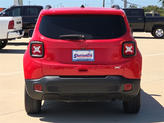 2022 Jeep Renegade Latitude photo 4