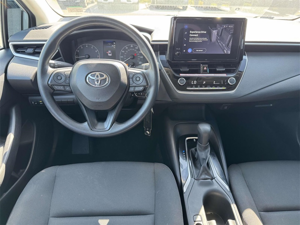 2025 Toyota Corolla LE photo 16