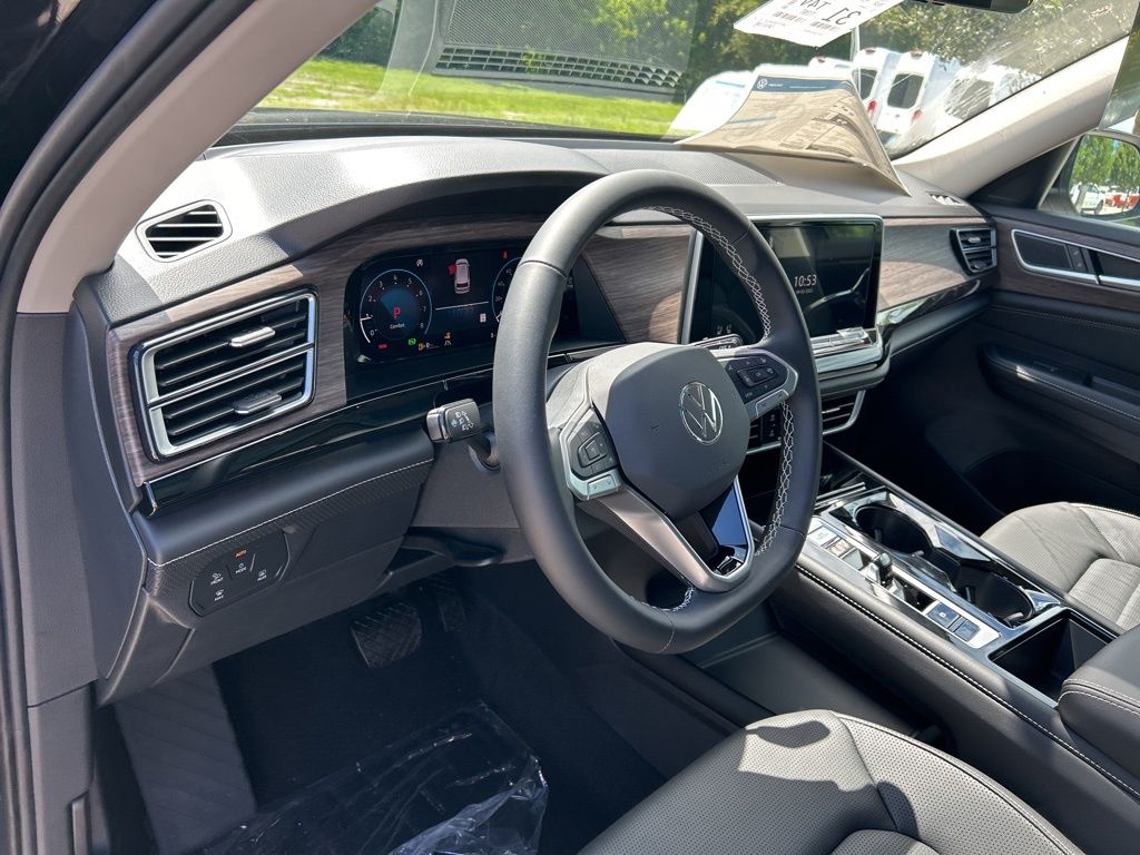 2026 Volkswagen Atlas SEL photo 17