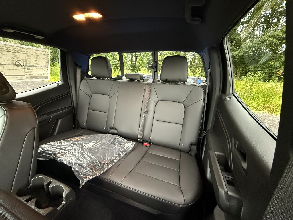 2026 Chevrolet Colorado Trail Boss photo 22