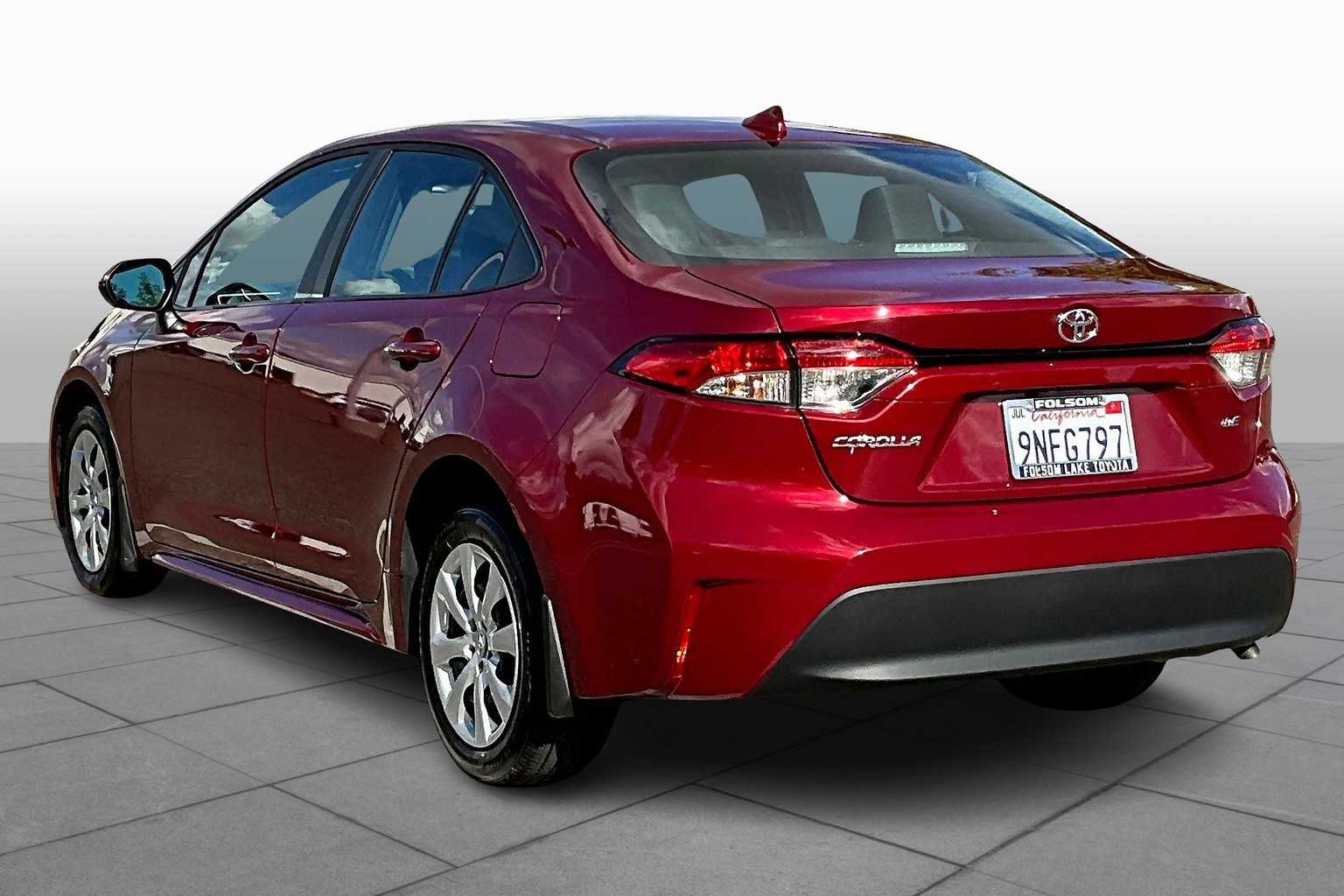 2024 Toyota Corolla LE photo 11