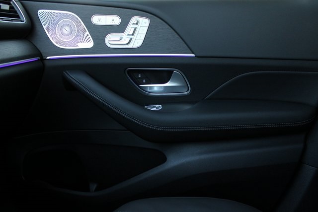 2025 Mercedes Benz GLS 450 4MATIC photo 35
