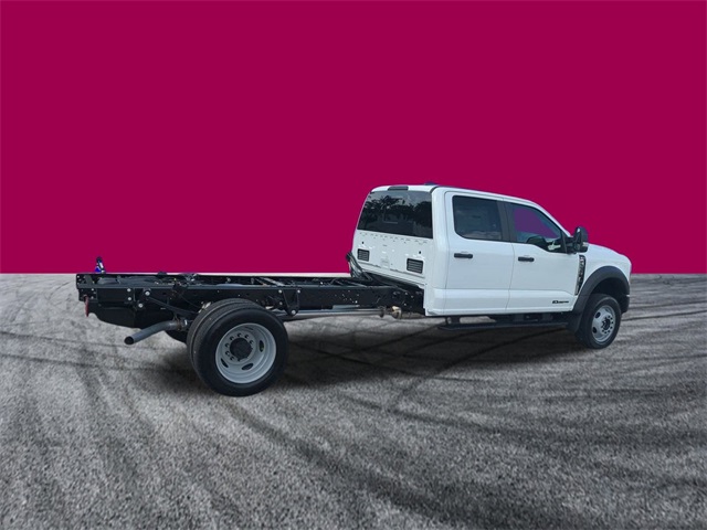 2025 Ford F-550 XL photo 4