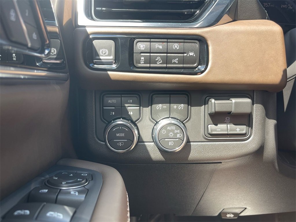 2025 Gmc Yukon Denali Ultimate photo 24