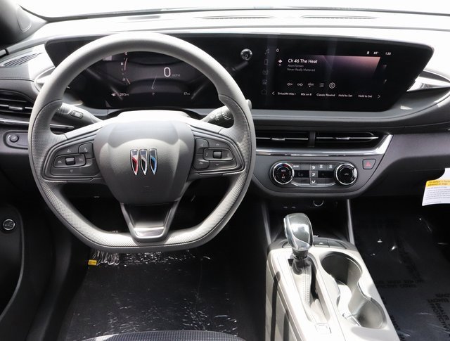 2025 Buick Envista Preferred photo 11