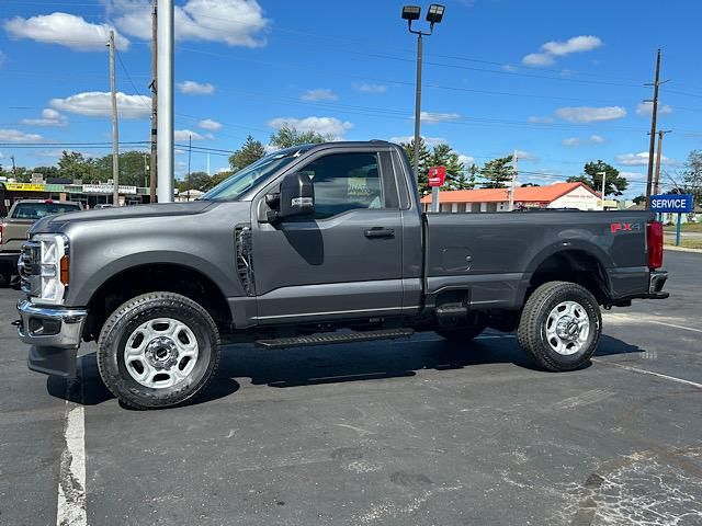 2026 Ford F-350 XLT photo 15