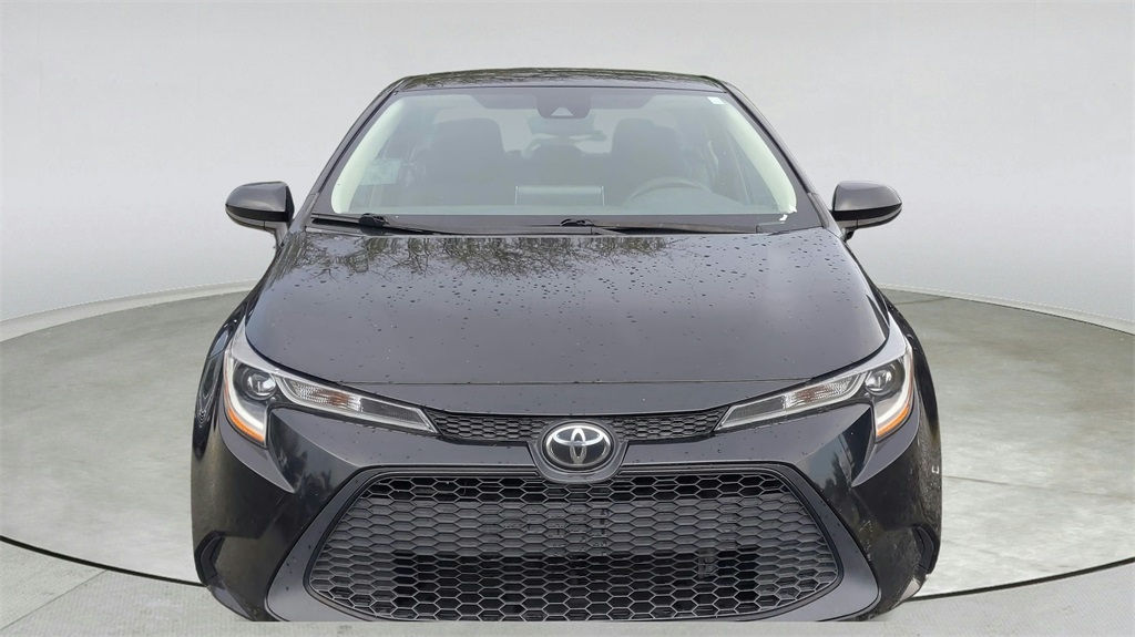 Used 2021 Toyota Corolla LE with VIN 5YFEPMAE3MP188169 for sale in Northfield, Minnesota
