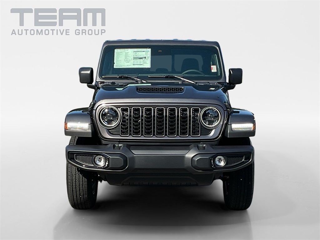 2025 Jeep Gladiator Sport S photo 2