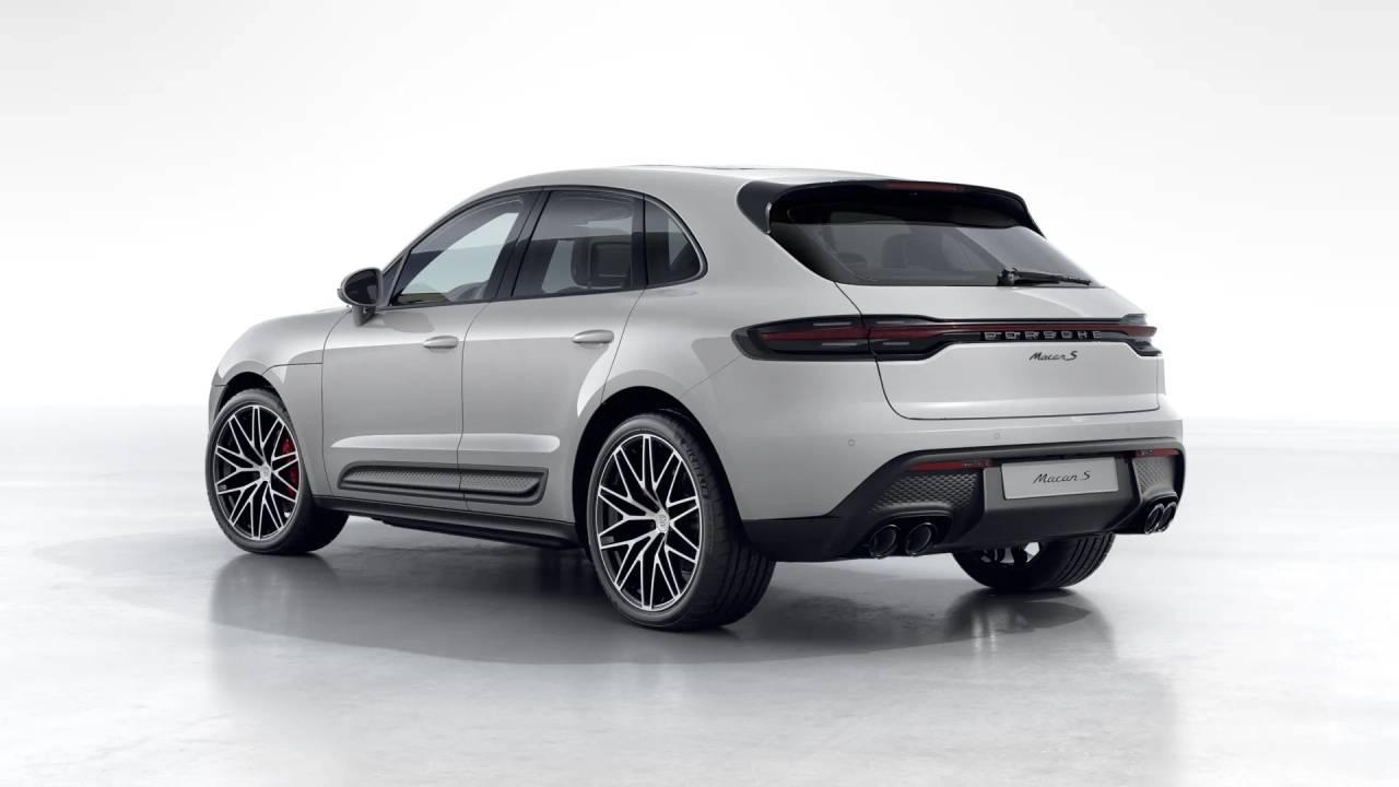 2026 Porsche Macan S photo 3