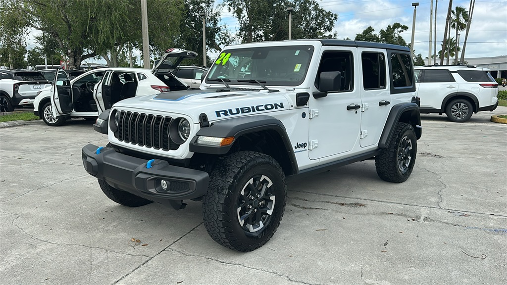 2024 Jeep Wrangler Rubicon 4xe photo 3