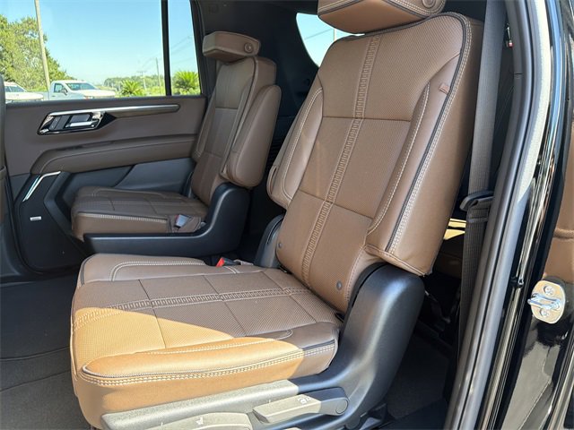 2026 Chevrolet Suburban High Country photo 16