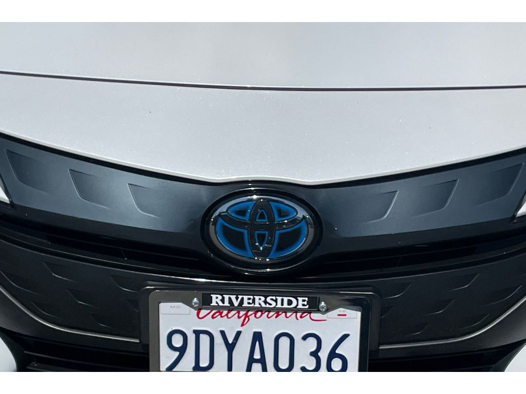 2022 Toyota Prius Prime XLE photo 39