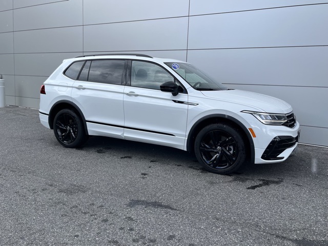 2024 Volkswagen Tiguan SE R-Line Black photo 22