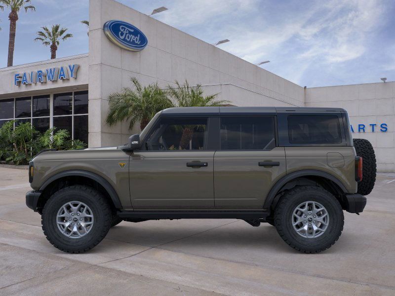 2025 Ford Bronco Badlands photo 2