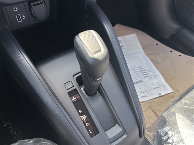 2025 Nissan Versa 1.6 S photo 23