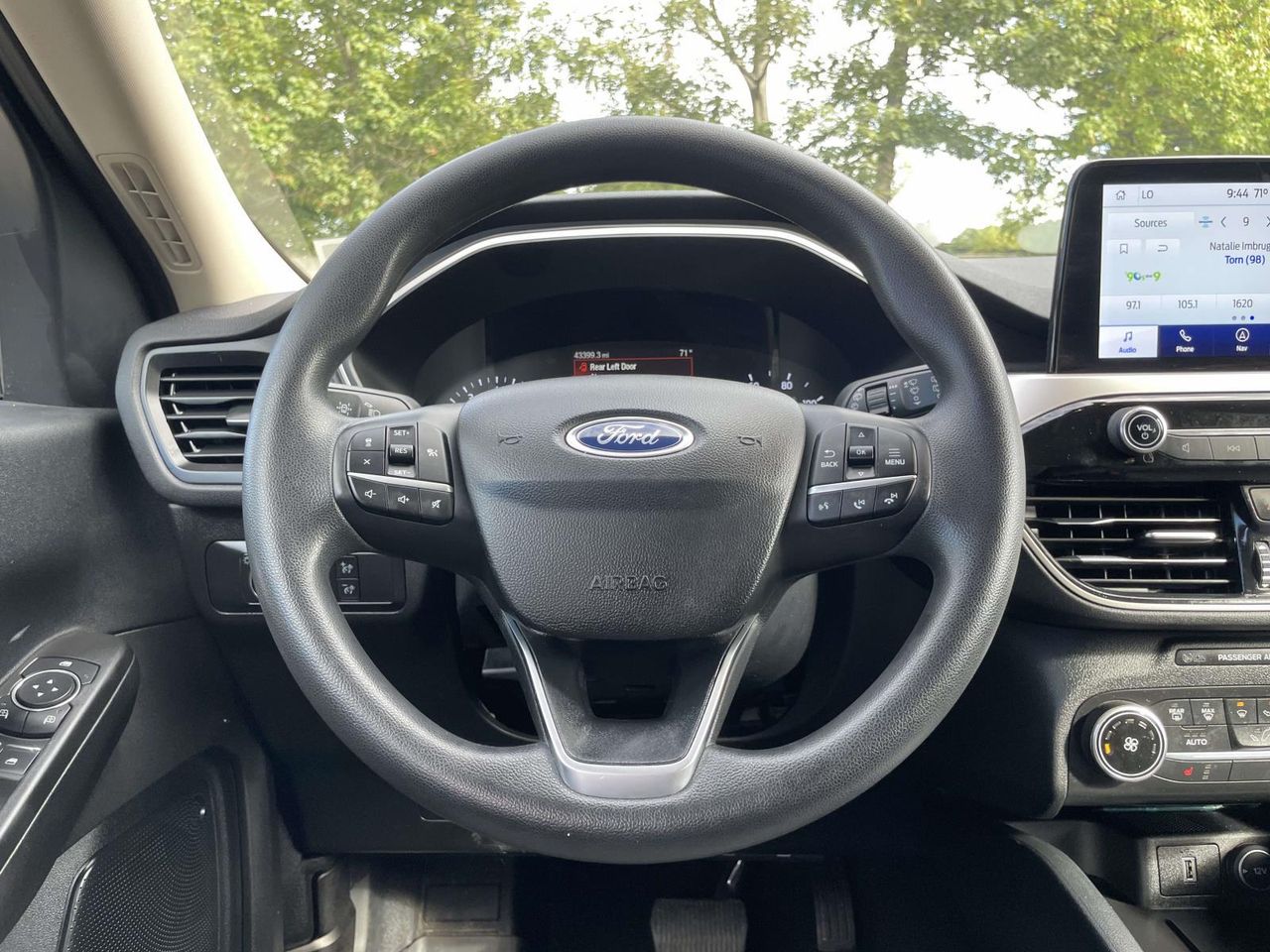 2020 Ford Escape SE photo 17