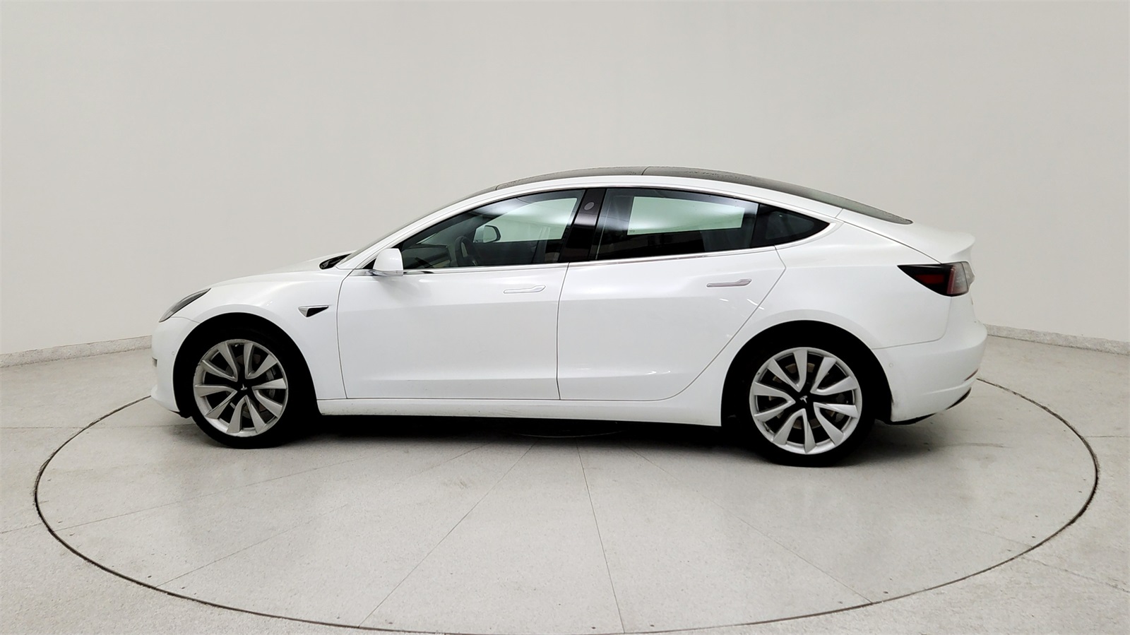 2019 Tesla Model 3 photo 4