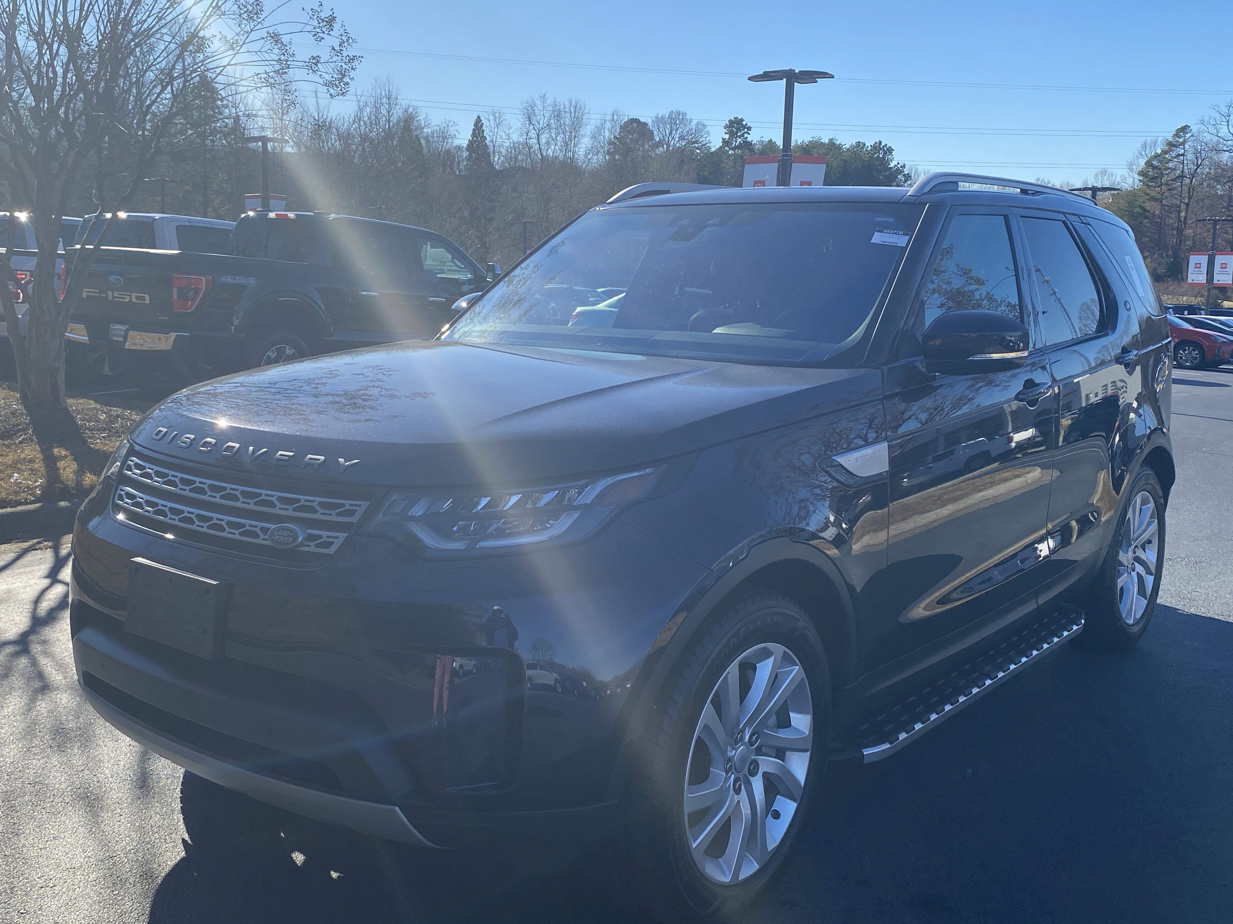 2020 Land Rover Discovery HSE's photo