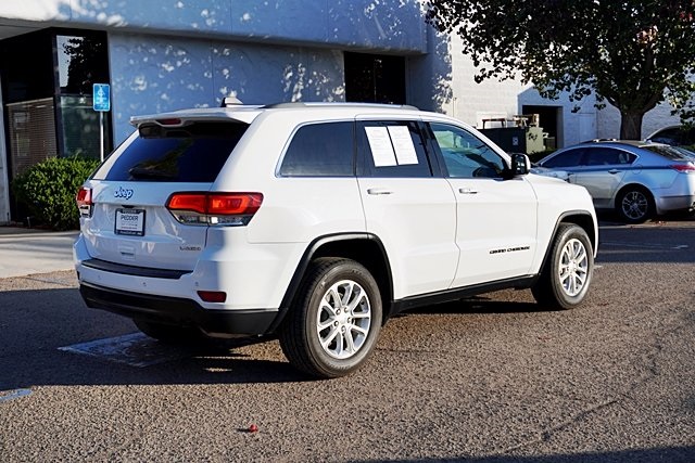 Used 2021 White Jeep Laredo E image 7