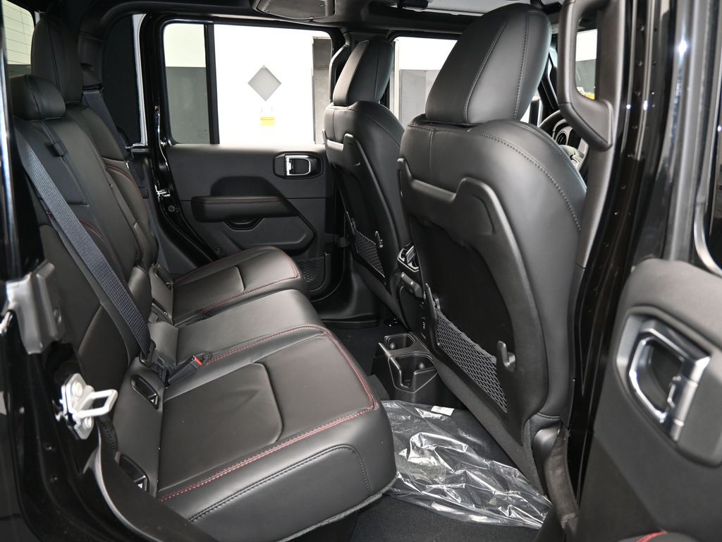2025 Jeep Gladiator Rubicon photo 25
