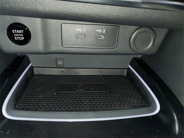 2025 Nissan Rogue SV photo 16