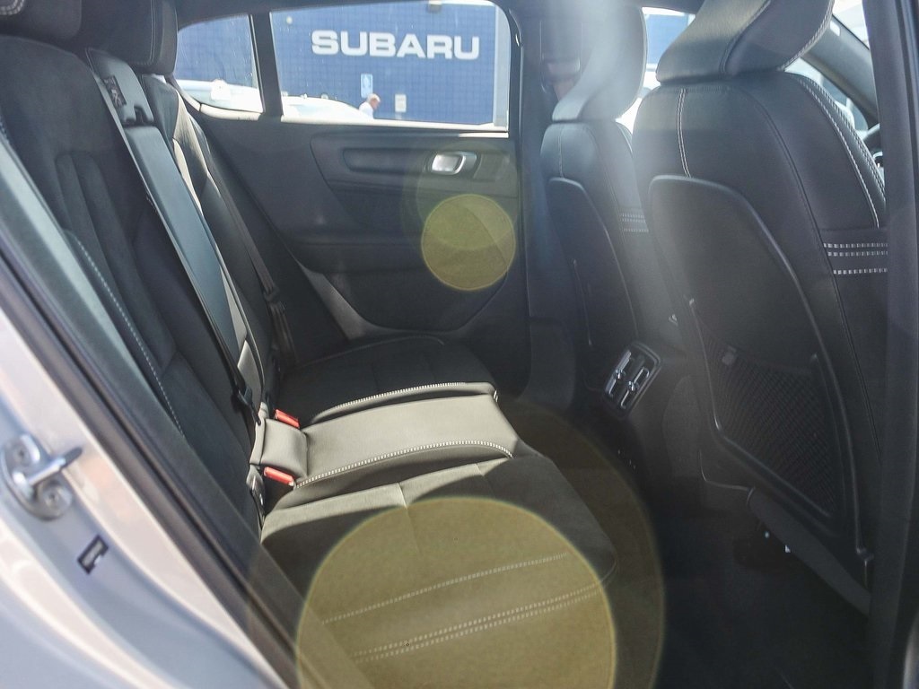 2023 Volvo C40 Recharge Ultimate photo 18
