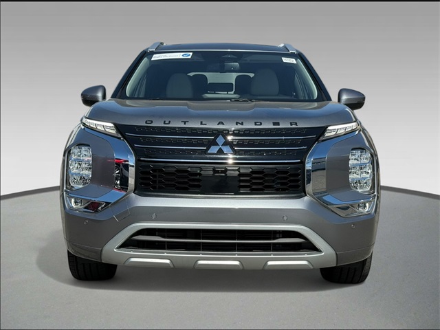 2022 Mitsubishi Outlander SEL photo 2