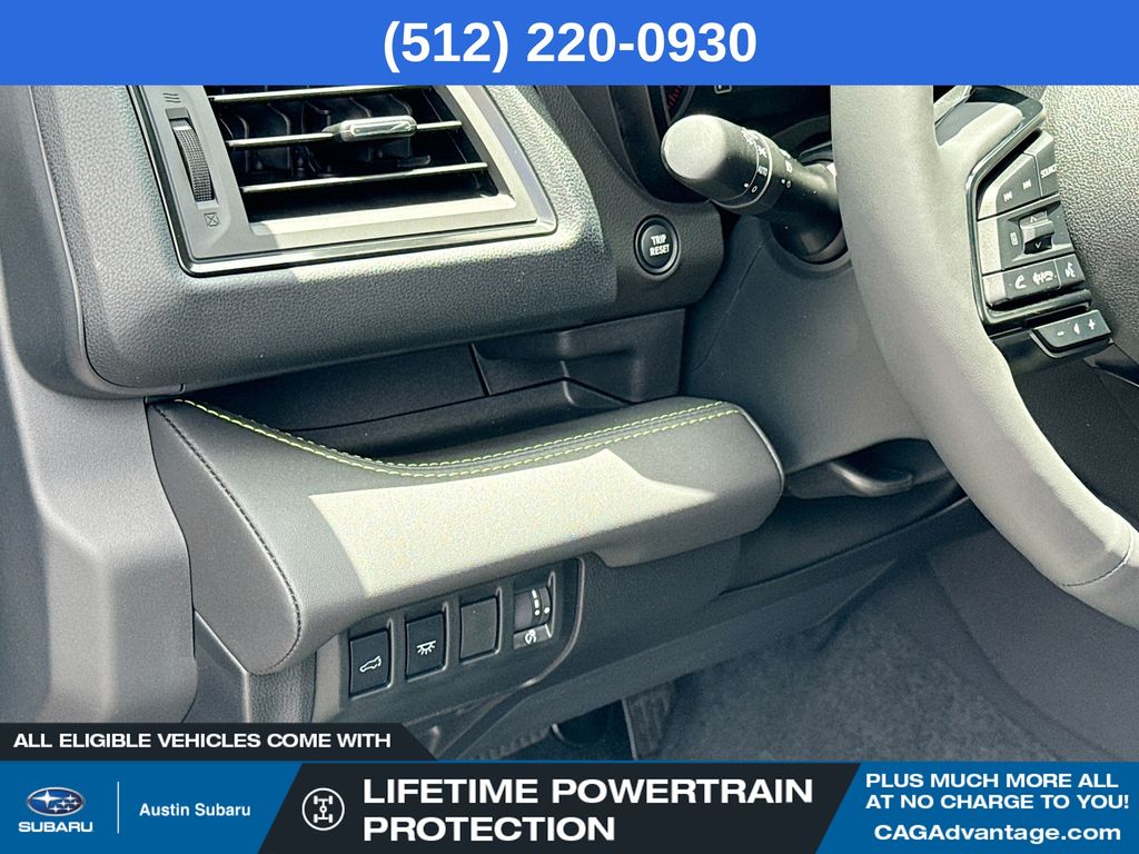 2025 Subaru Ascent Onyx Edition Touring photo 3