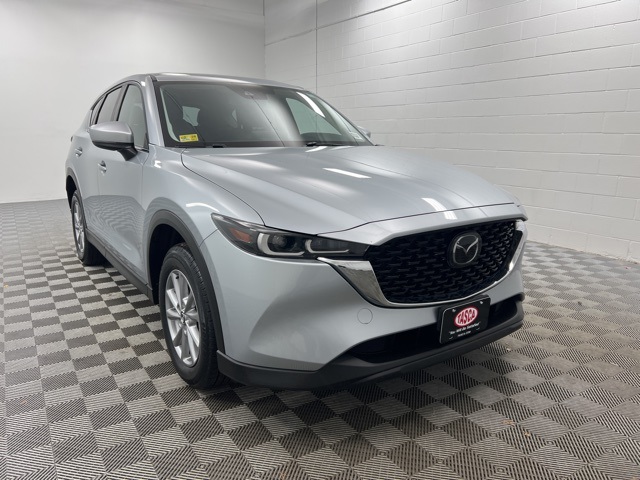 2023 Mazda CX-5 S Preferred package
