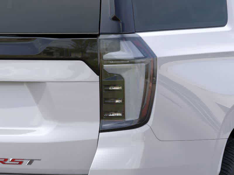 2025 Chevrolet Suburban RST photo 10