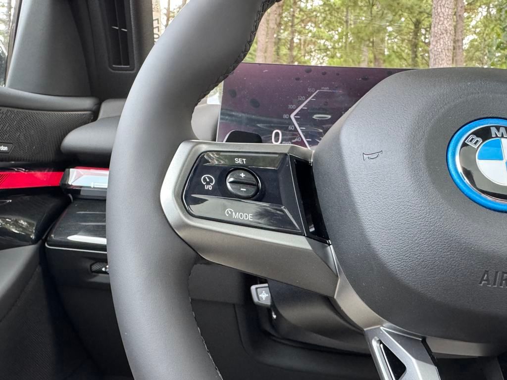 2026 Bmw 550e xDrive photo 22