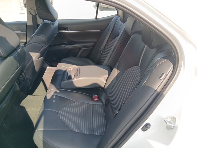 2024 Toyota Camry Hybrid SE photo 24